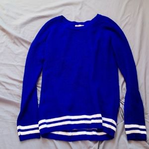 Zenana Outfitters Blue Sweater Size Medium